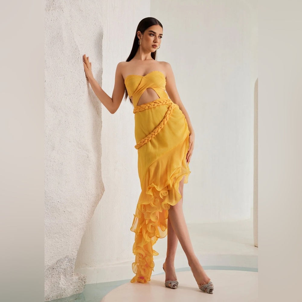 Strapless ruffle dress
